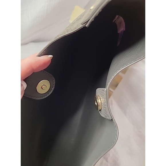 universal thread handbag - Picture 4 of 5